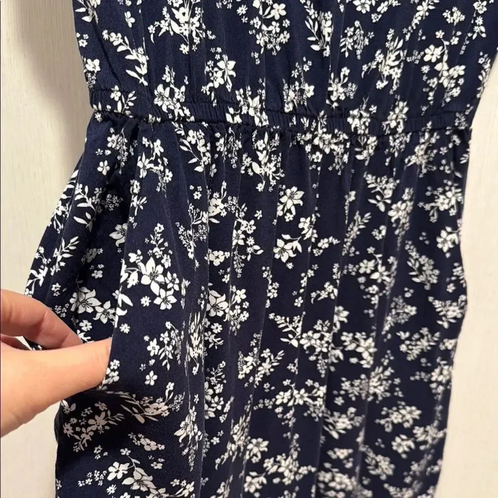 Hippie Rose Blue and White Flutter Sleeve Sheath Dress